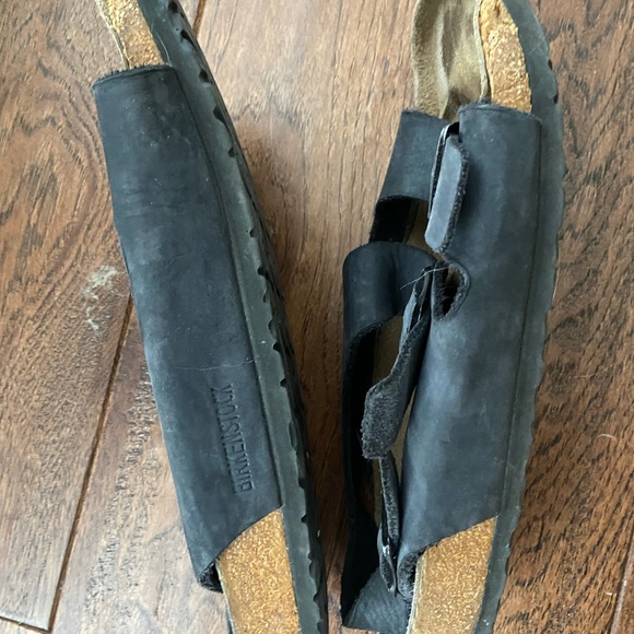 Birkenstock Size 41 - Picture 6 of 9